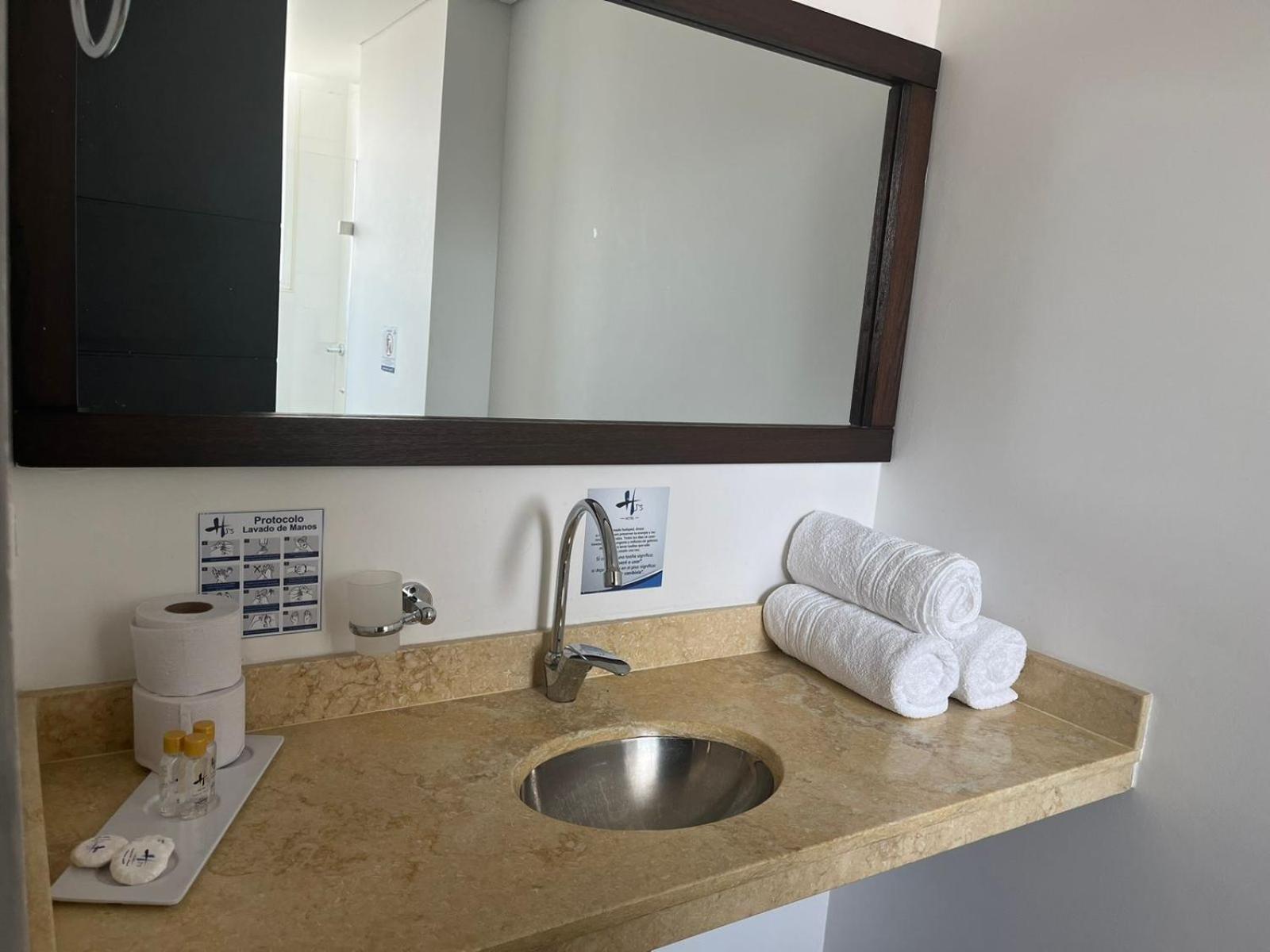 Hotel H53 Sogamoso Buitenkant foto